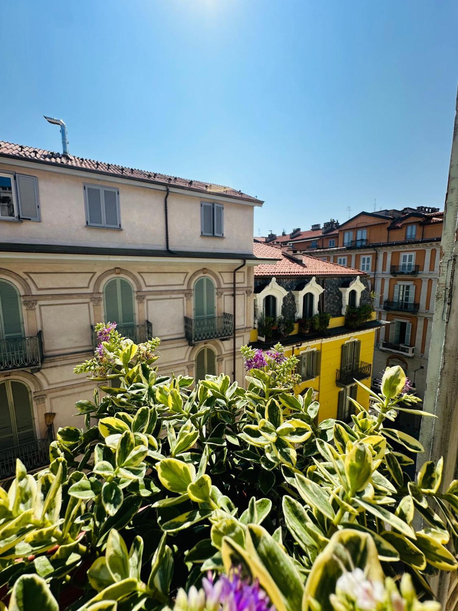 Home Suite Home Torino Esterno foto