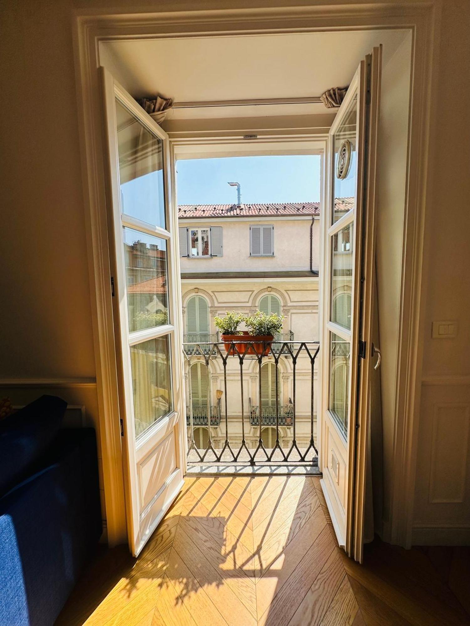 Home Suite Home Torino Esterno foto